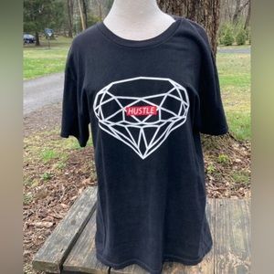 LOCKED & LOADED LARGE BLACK TSHIRT DIAMOND OUTLINE DESIGN WOMENS